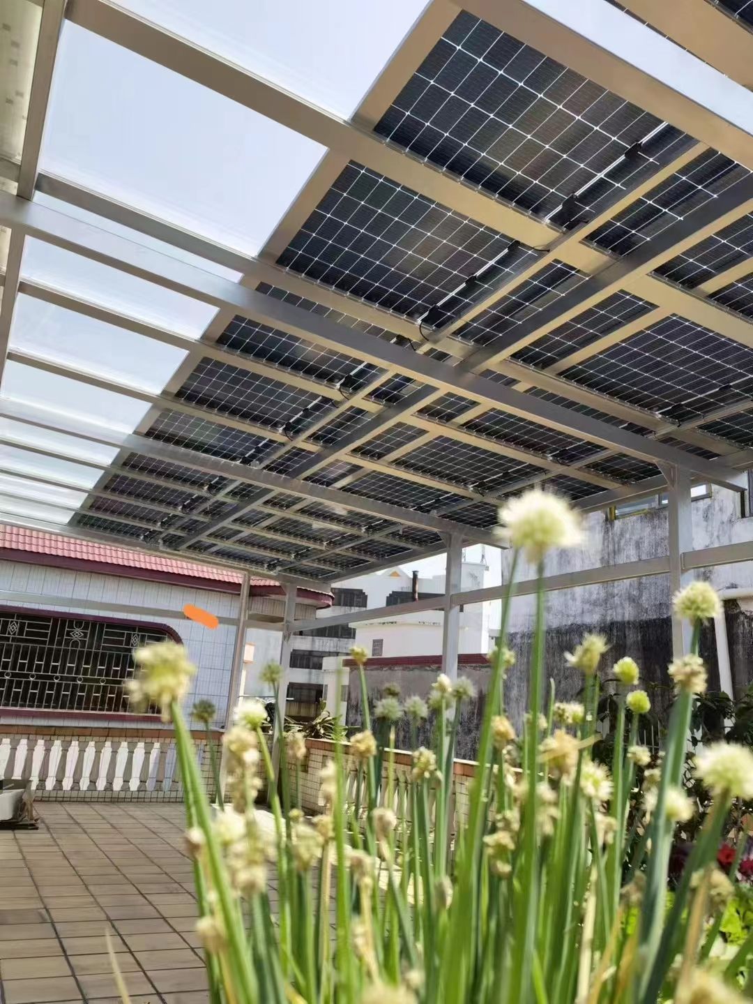 府谷别墅家用屋顶太阳能发电系统安装